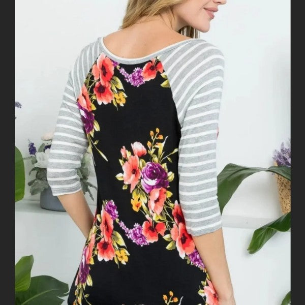 Floral Henley 3/4 Sleeve Top